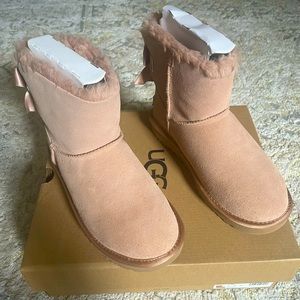 COPY - Mini Bailey Bow II Boot Size 6